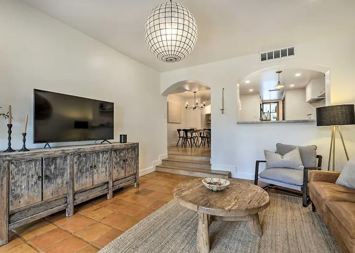 Holiday home 2 Mi To Old Town! Desert Oasis W/ Pool Access *