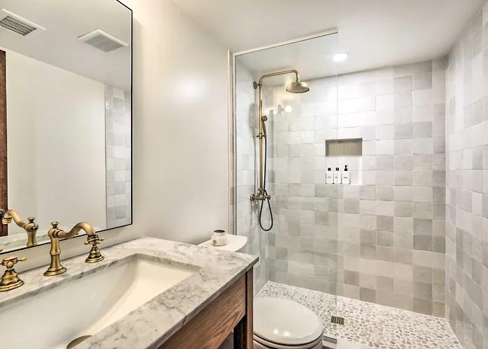2 Mi To Old Town! Desert Oasis W/ Pool Access Holiday home Scottsdale